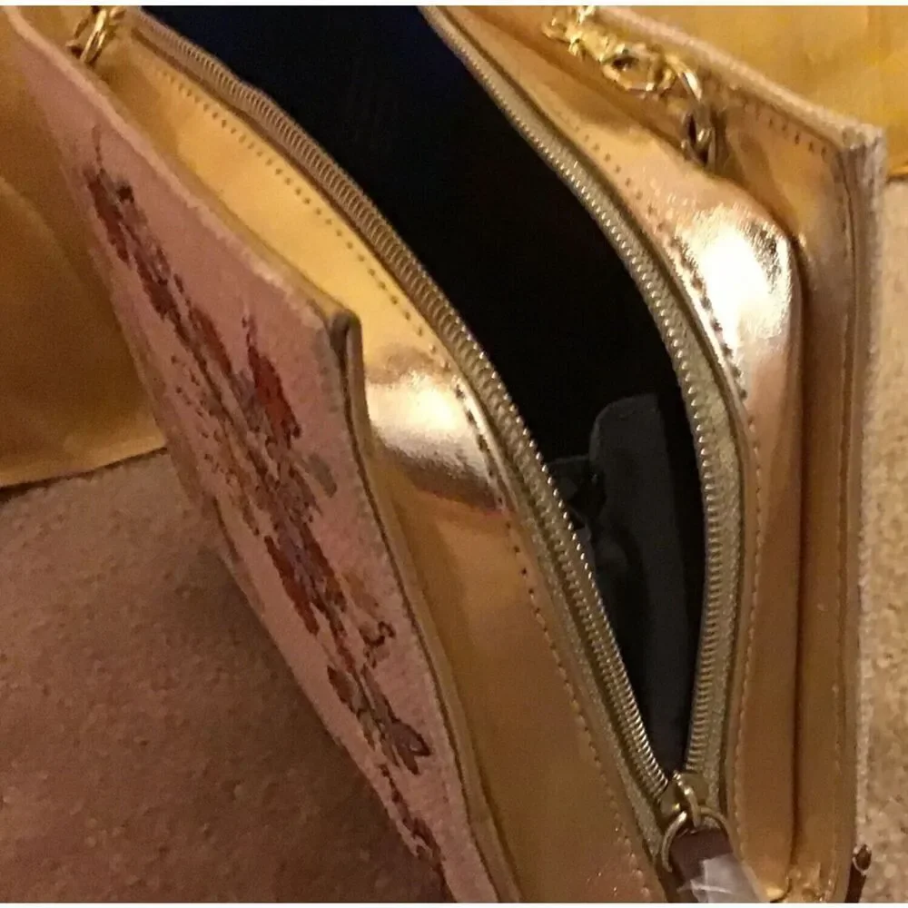 DANIELLE NICOLE Disney Beauty and the Beast Clutch Purse Book Belle BRAND NEW - Picture 7 of 7